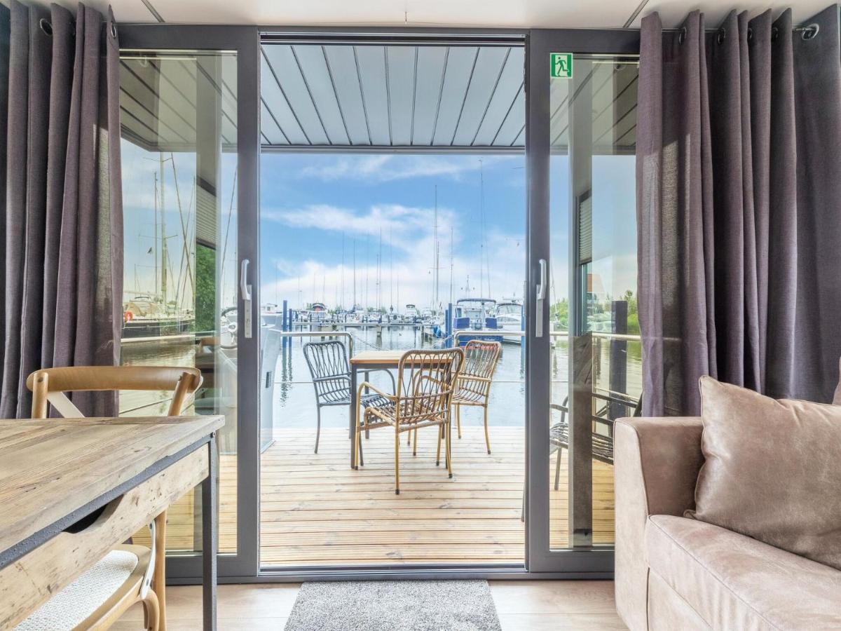 Hotel Luxury Houseboat In Volendam Marina Exterior foto